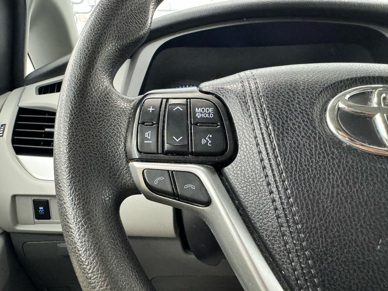 Toyota Sienna L FWD 7-Passenger (Natl) 2020