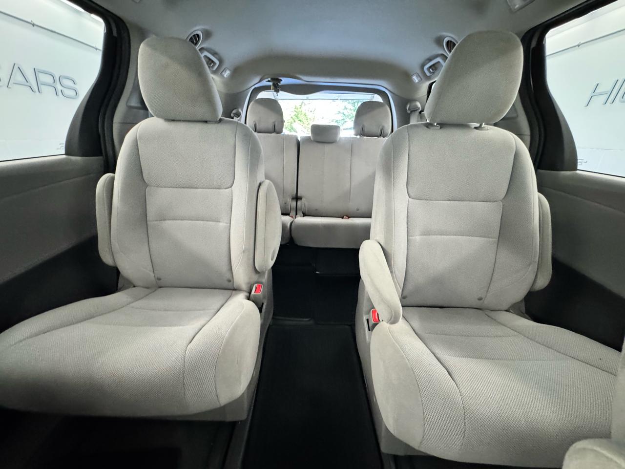 Toyota Sienna L FWD 7-Passenger (Natl) 2020