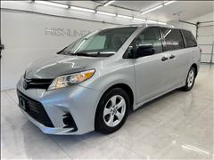 2020 Toyota Sienna 