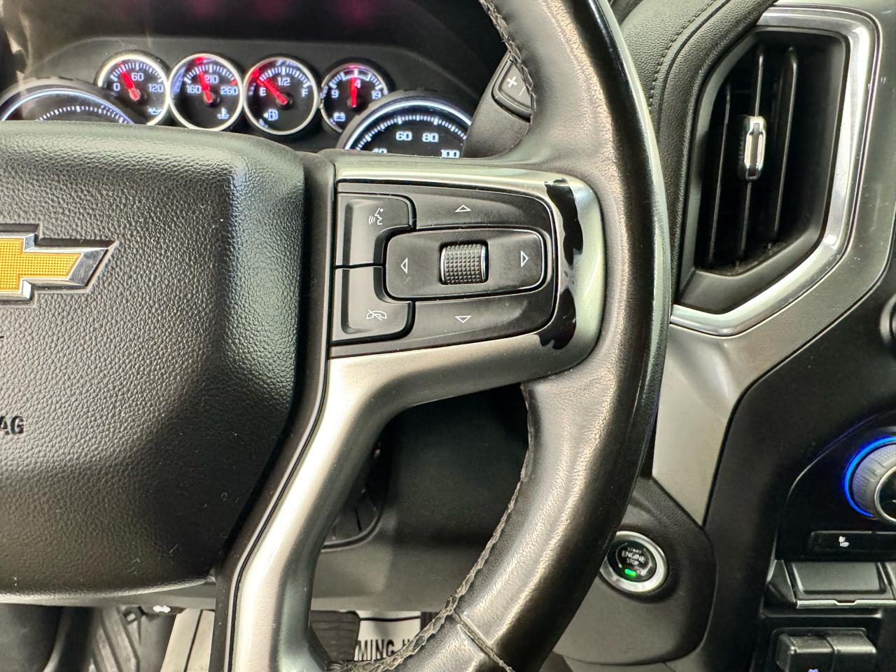 Chevrolet Silverado 2500HD 4WD Crew Cab 159" LT 2023