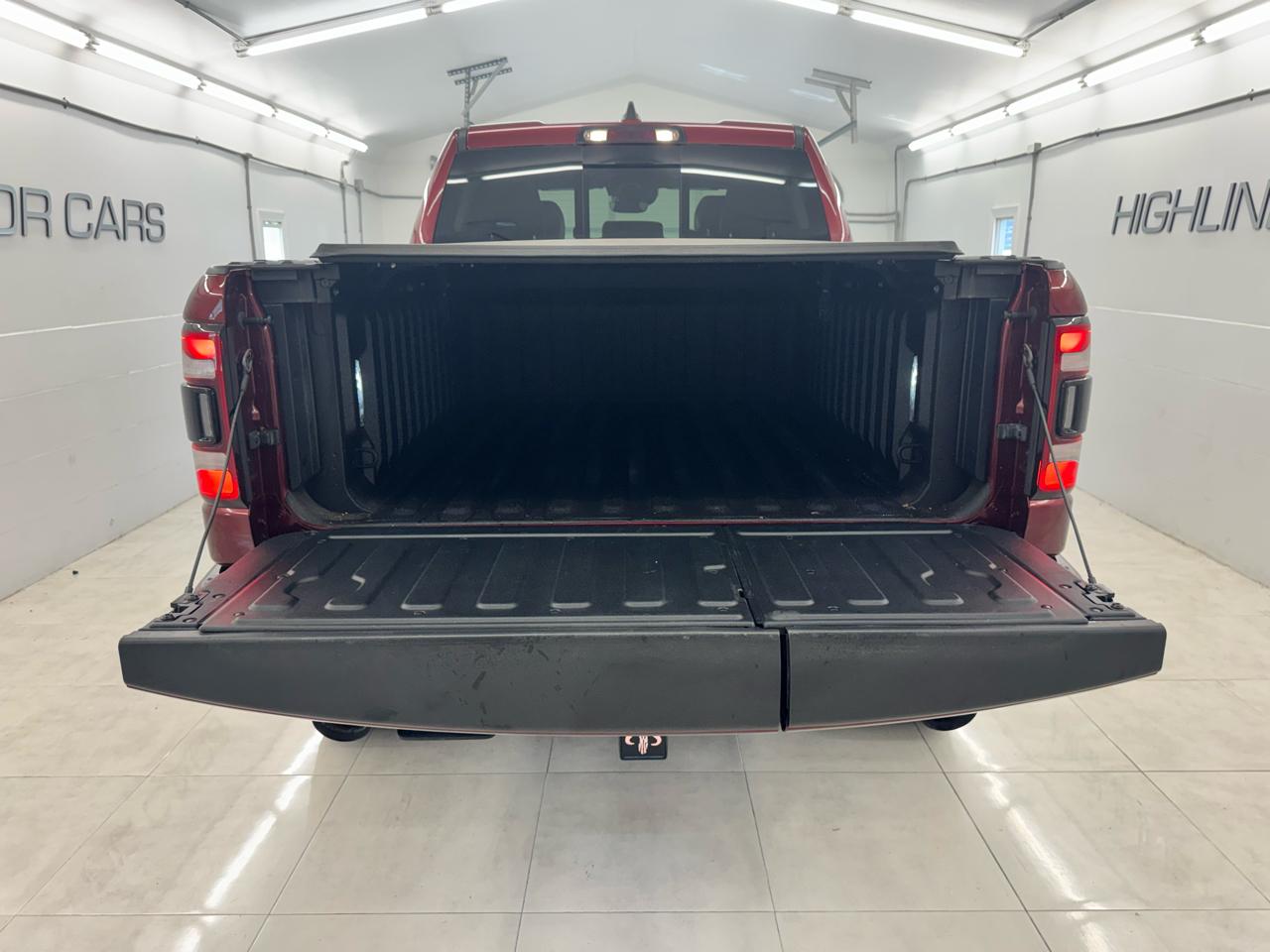 RAM 1500 Limited 4x4 Crew Cab 5'7" Box 2022