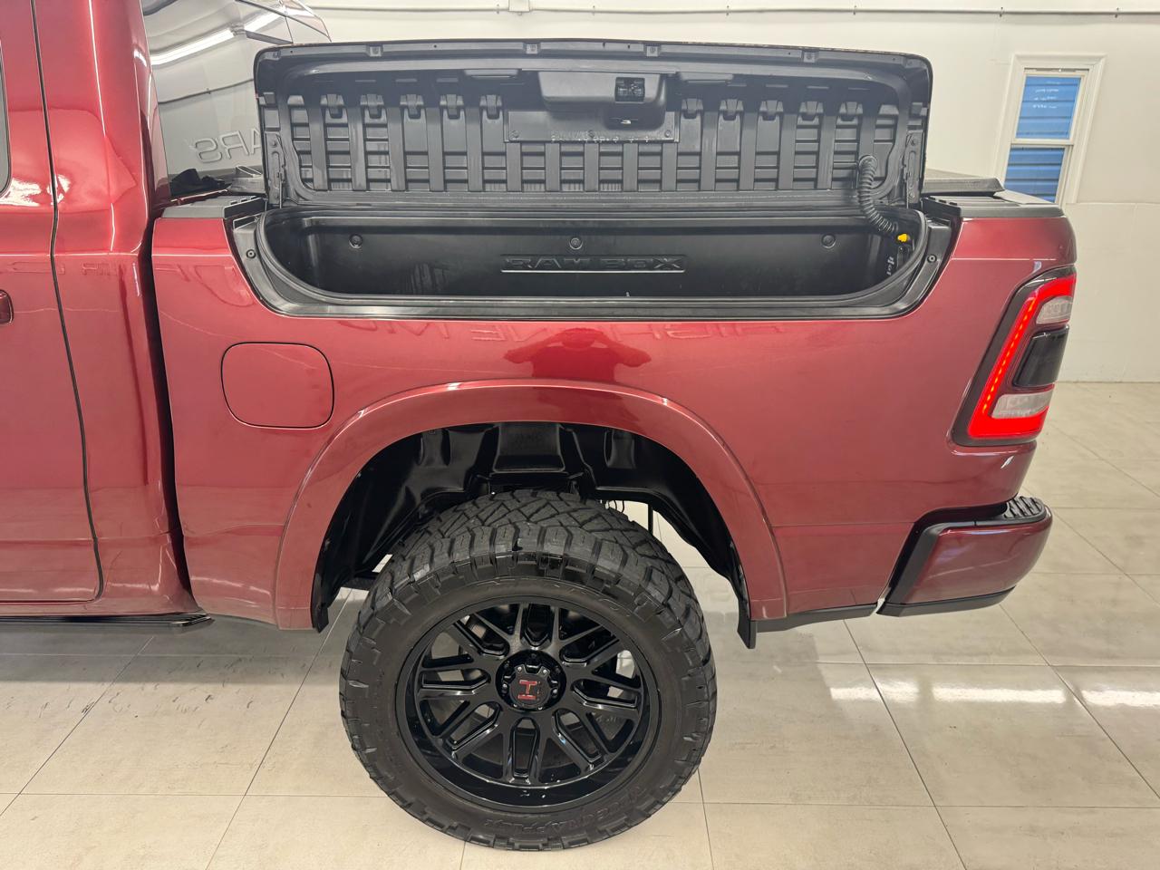 RAM 1500 Limited 4x4 Crew Cab 5'7" Box 2022