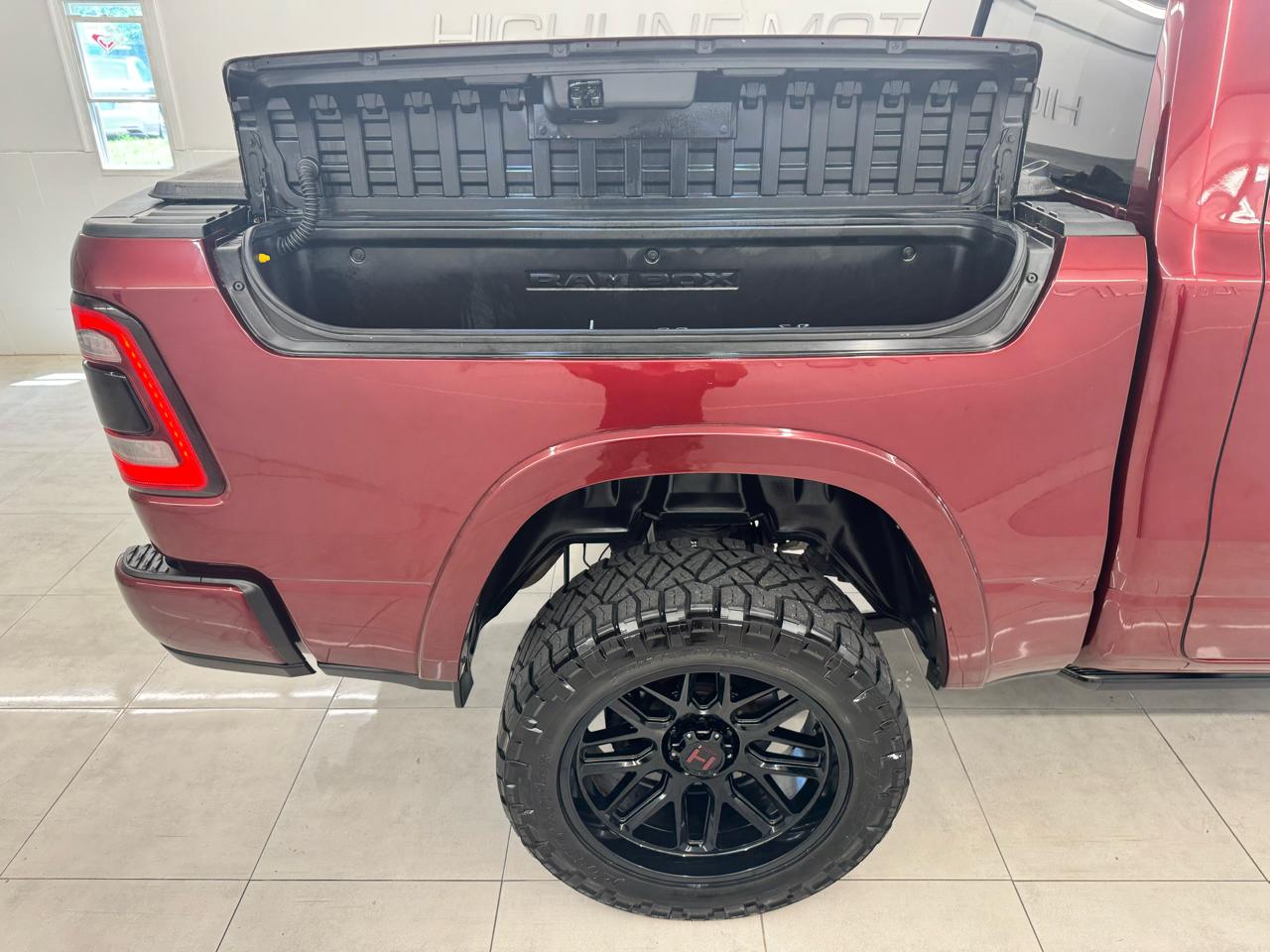 RAM 1500 Limited 4x4 Crew Cab 5'7" Box 2022