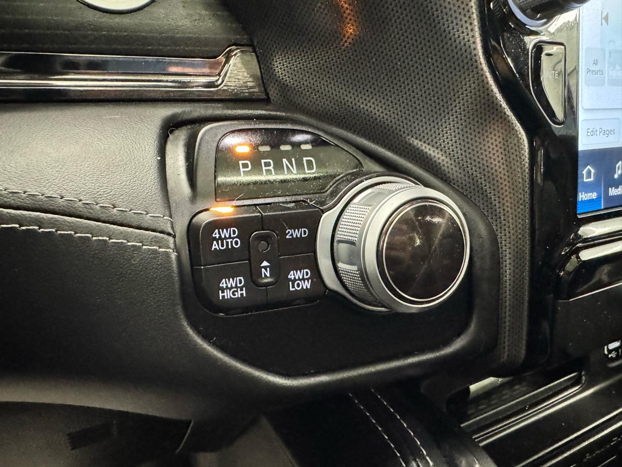 RAM 1500 Limited 4x4 Crew Cab 5'7" Box 2022