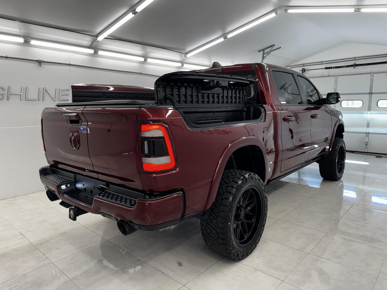 RAM 1500 Limited 4x4 Crew Cab 5'7" Box 2022