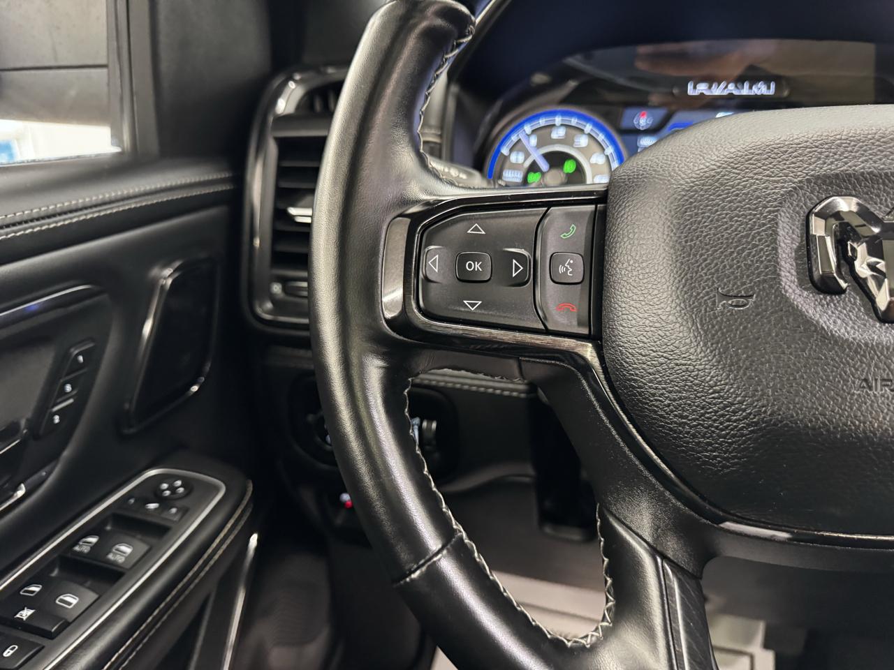 RAM 1500 Limited 4x4 Crew Cab 5'7" Box 2022