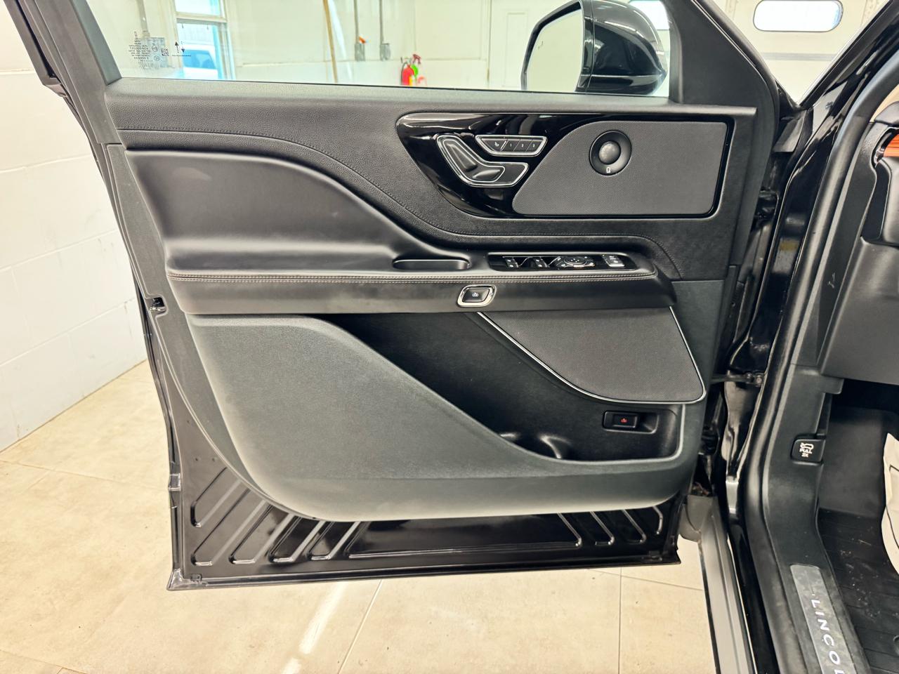 Lincoln Aviator Reserve AWD 2024