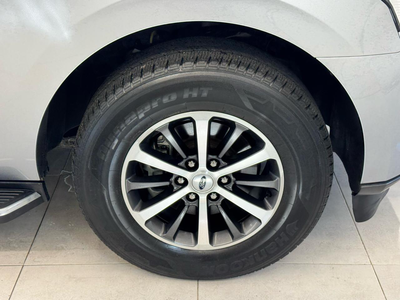 Ford Expedition XLT 4x2 2021
