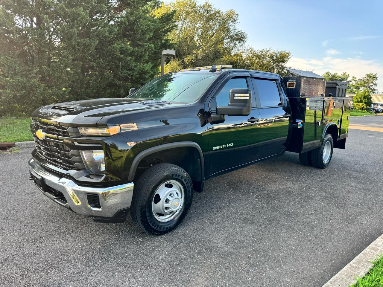 Chevrolet Silverado 3500HD CC 4WD Crew Cab 177" WB, 60" CA Work Truck 2024