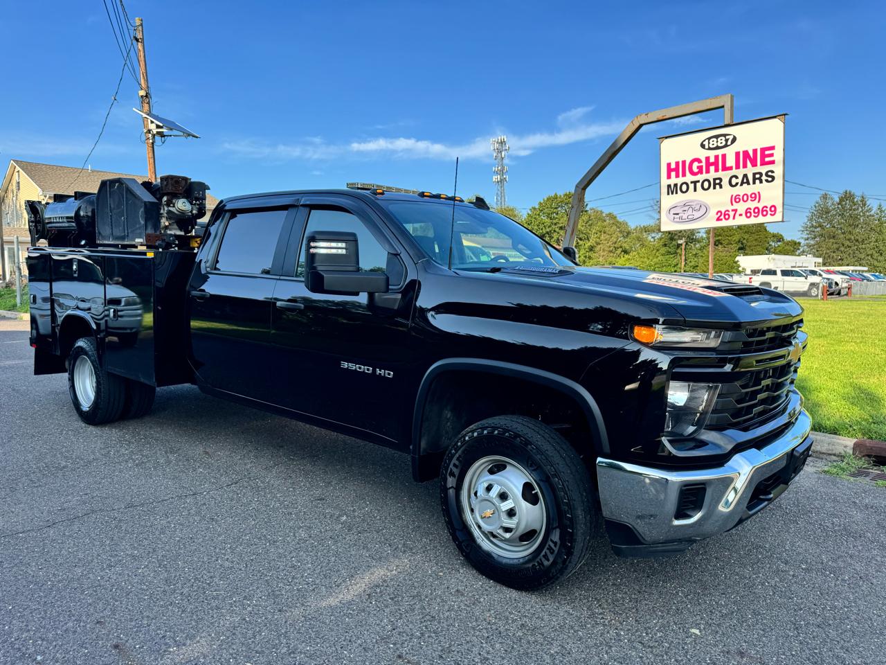 Chevrolet Silverado 3500HD CC 4WD Crew Cab 177" WB, 60" CA Work Truck 2024