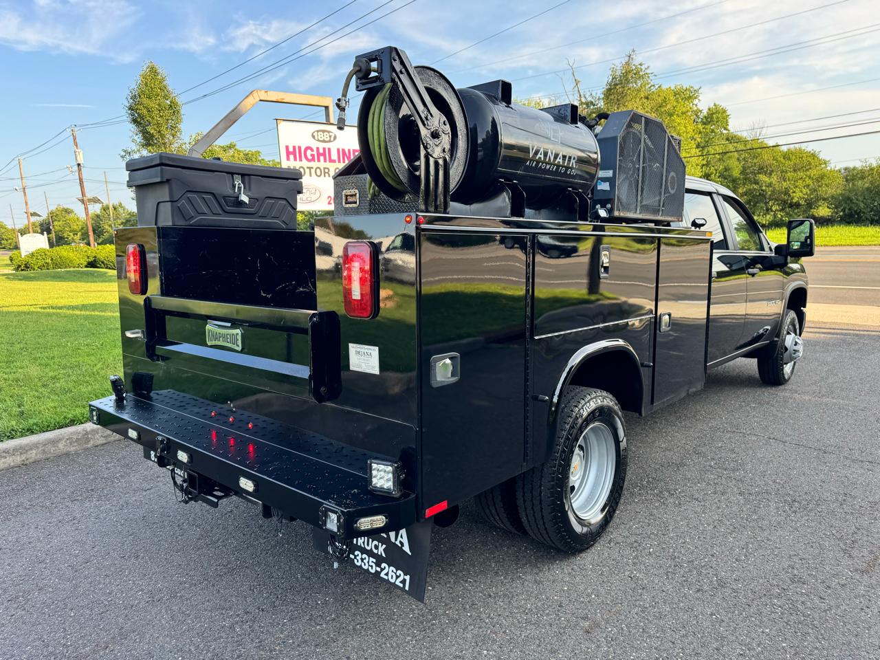 Chevrolet Silverado 3500HD CC 4WD Crew Cab 177" WB, 60" CA Work Truck 2024