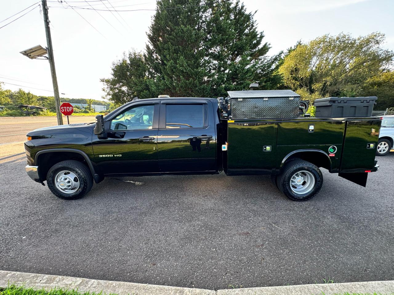Chevrolet Silverado 3500HD CC 4WD Crew Cab 177" WB, 60" CA Work Truck 2024