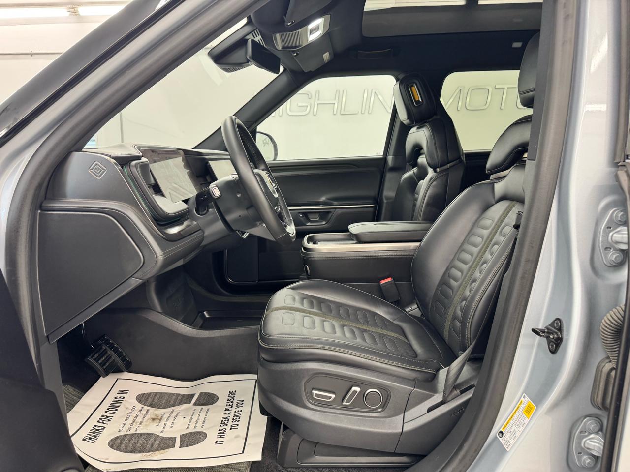 Rivian R1T Adventure Dual-Motor Max Pack 2025