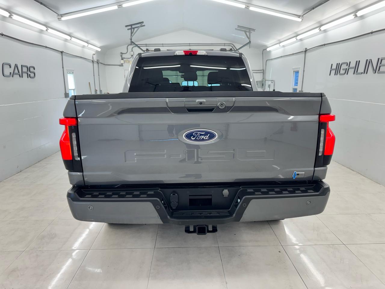 Ford F-150 Lightning Platinum 4WD SuperCrew 5.5' Box 2023