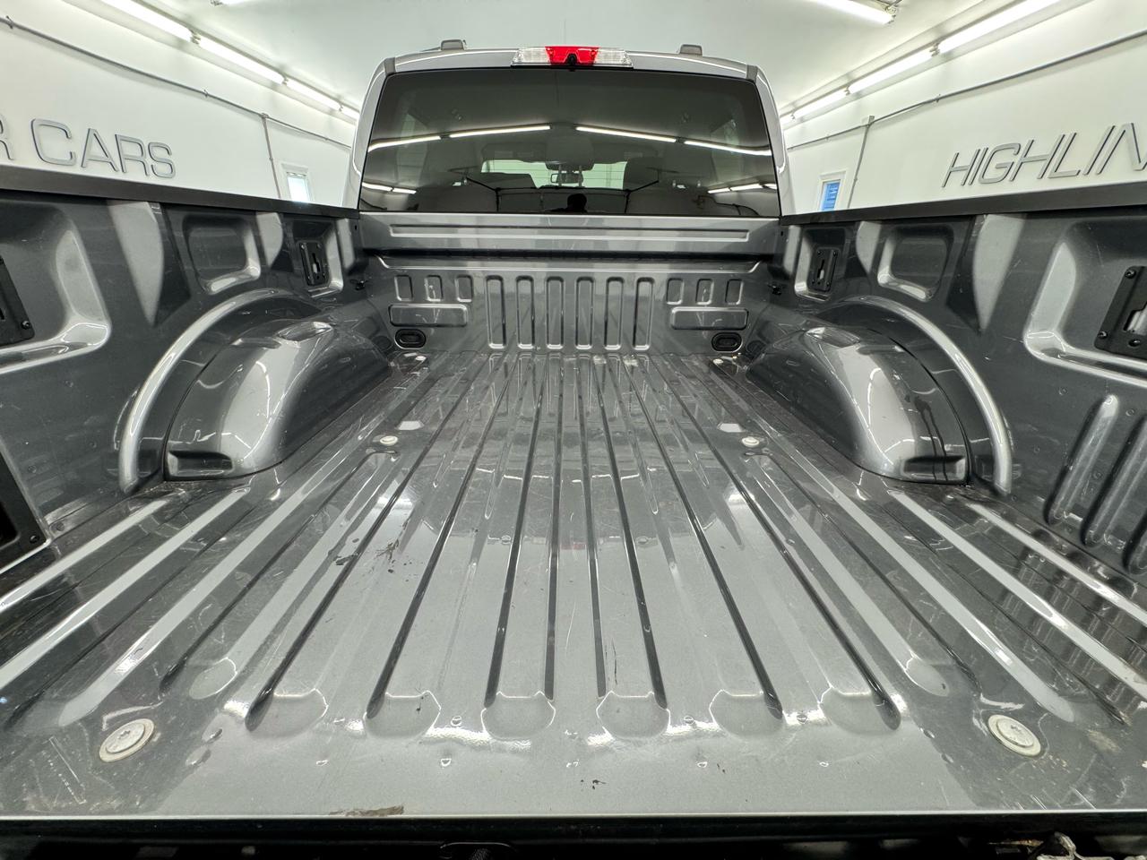 Ford F-150 Lightning Platinum 4WD SuperCrew 5.5' Box 2023