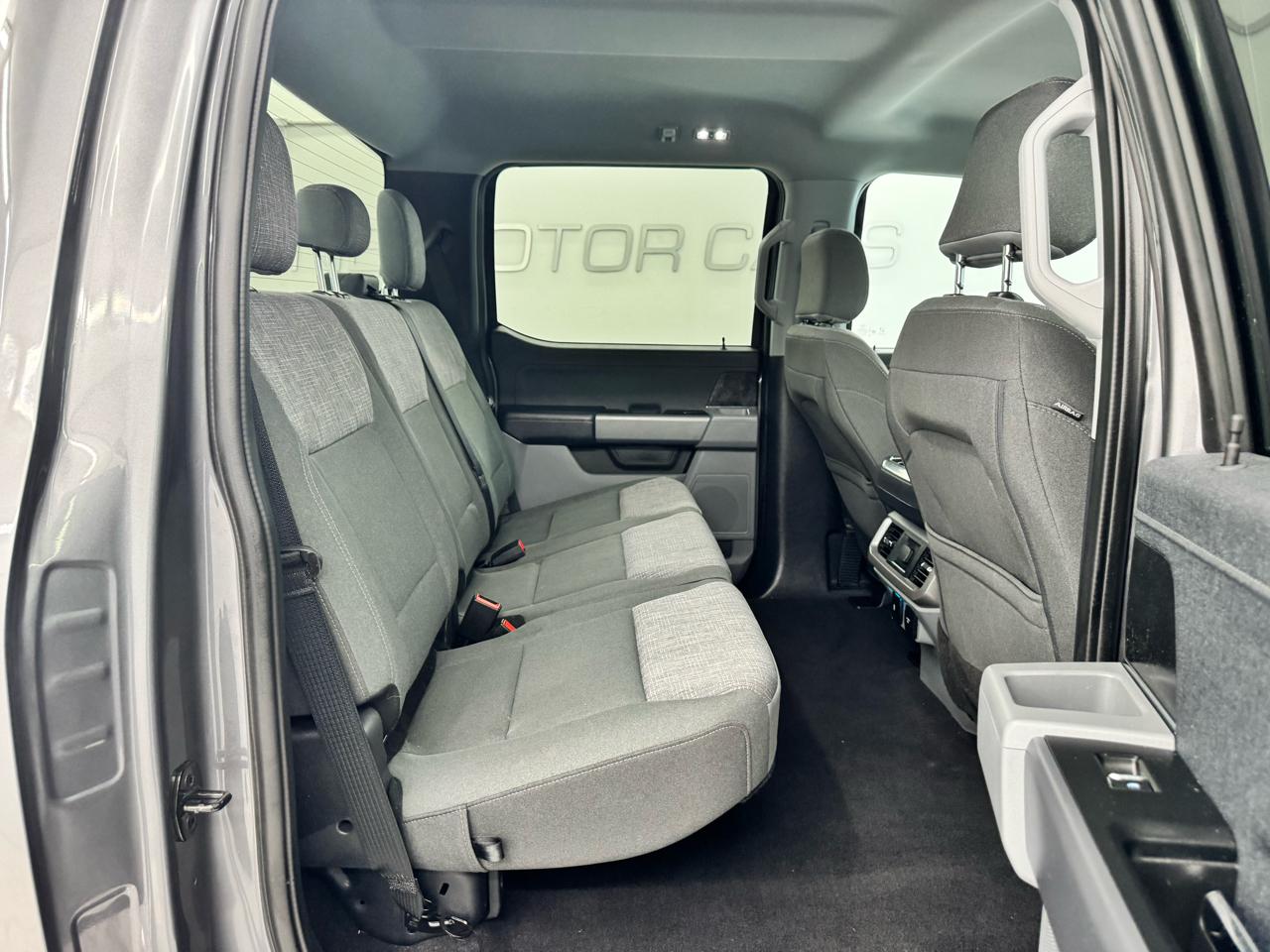 Ford F-150 Lightning Platinum 4WD SuperCrew 5.5' Box 2023