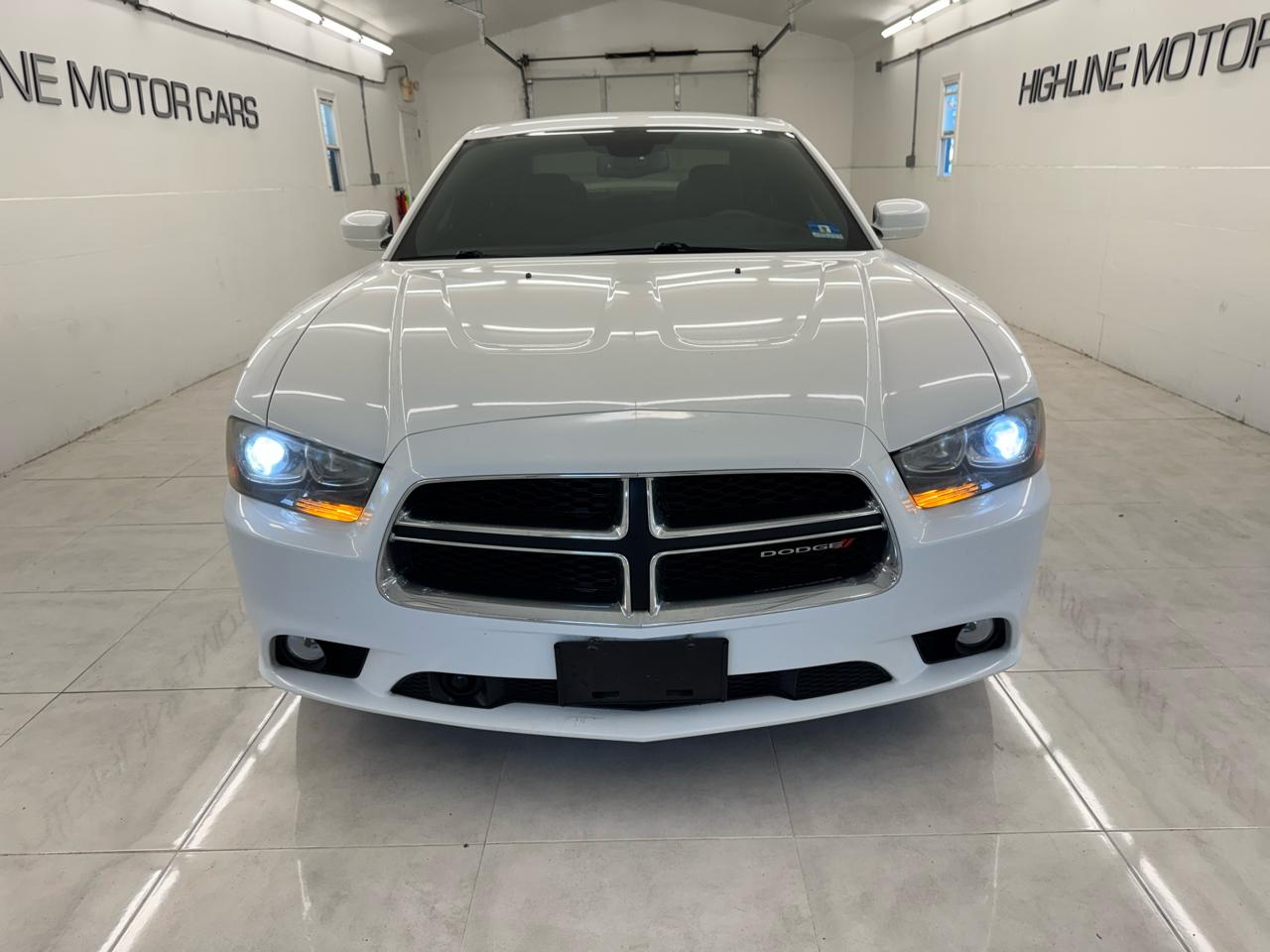 Dodge Charger 4dr Sdn RT Max RWD 2013