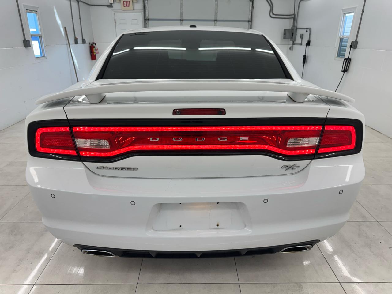 Dodge Charger 4dr Sdn RT Max RWD 2013