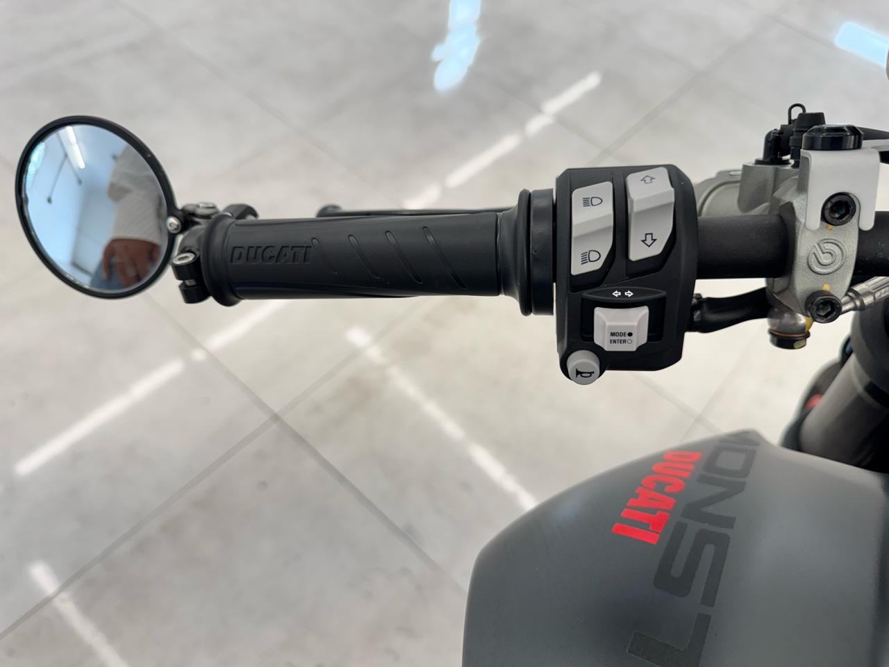 Ducati Monster  2022