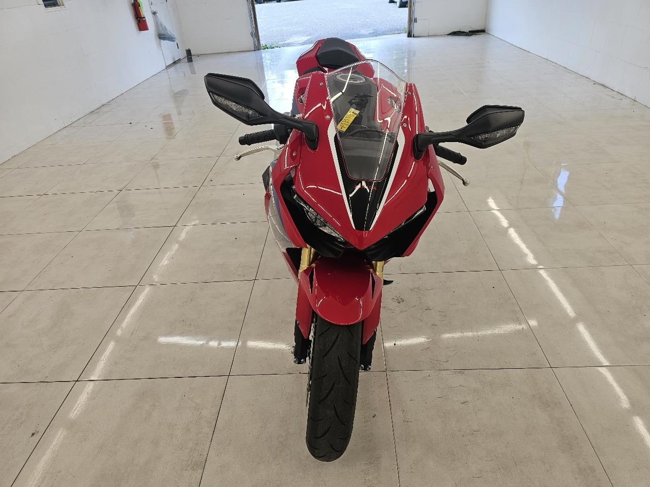 Honda CBR1000RR ABS  2024