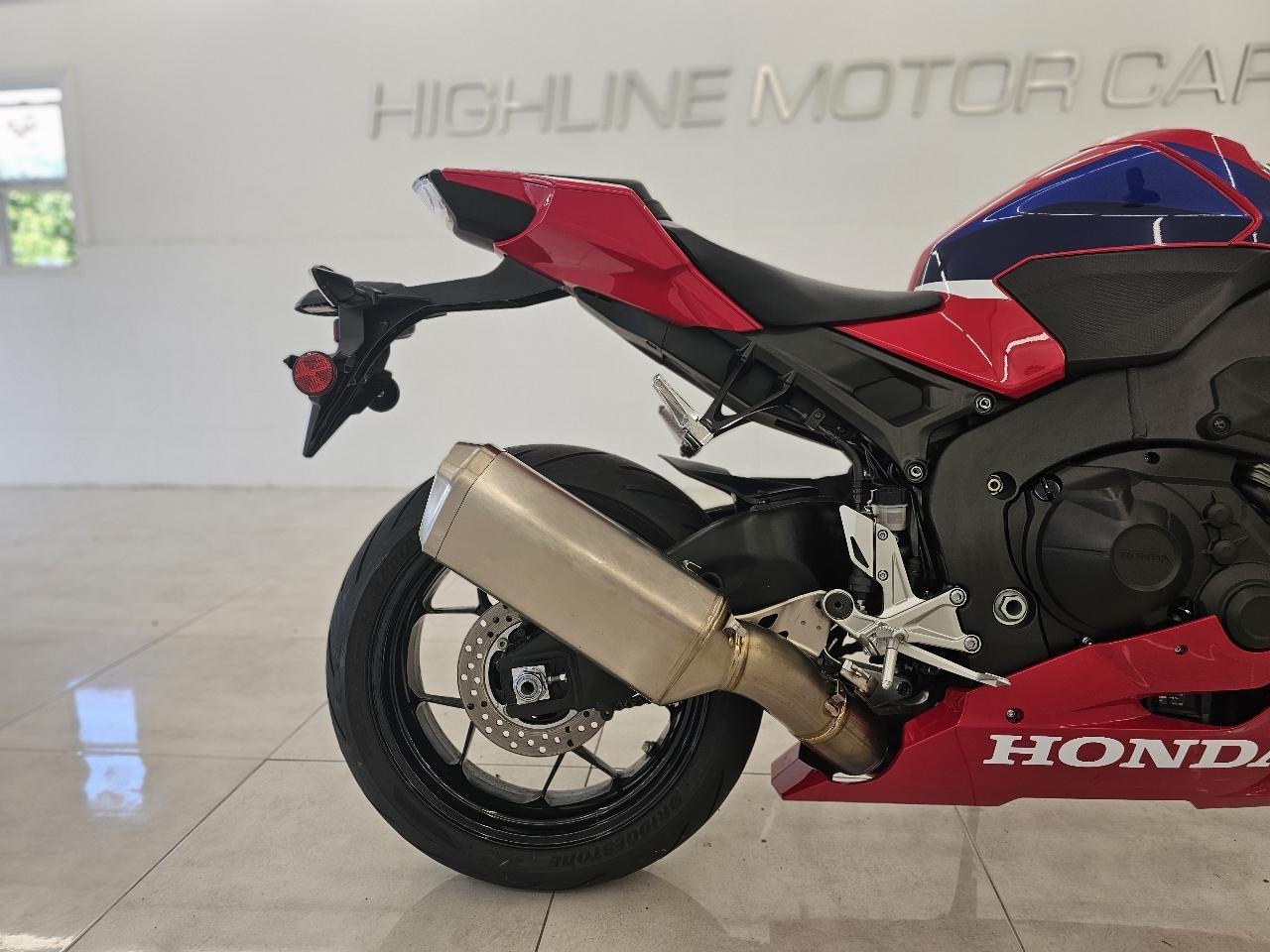 Honda CBR1000RR ABS  2024