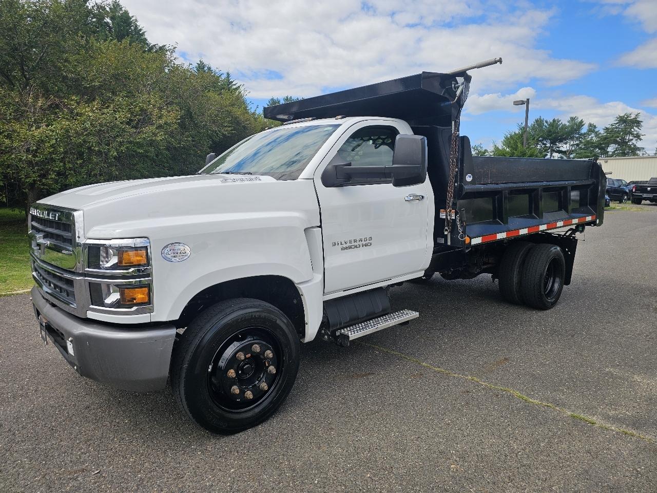 Chevrolet Silverado MD 2WD Reg Cab Work Truck 2022