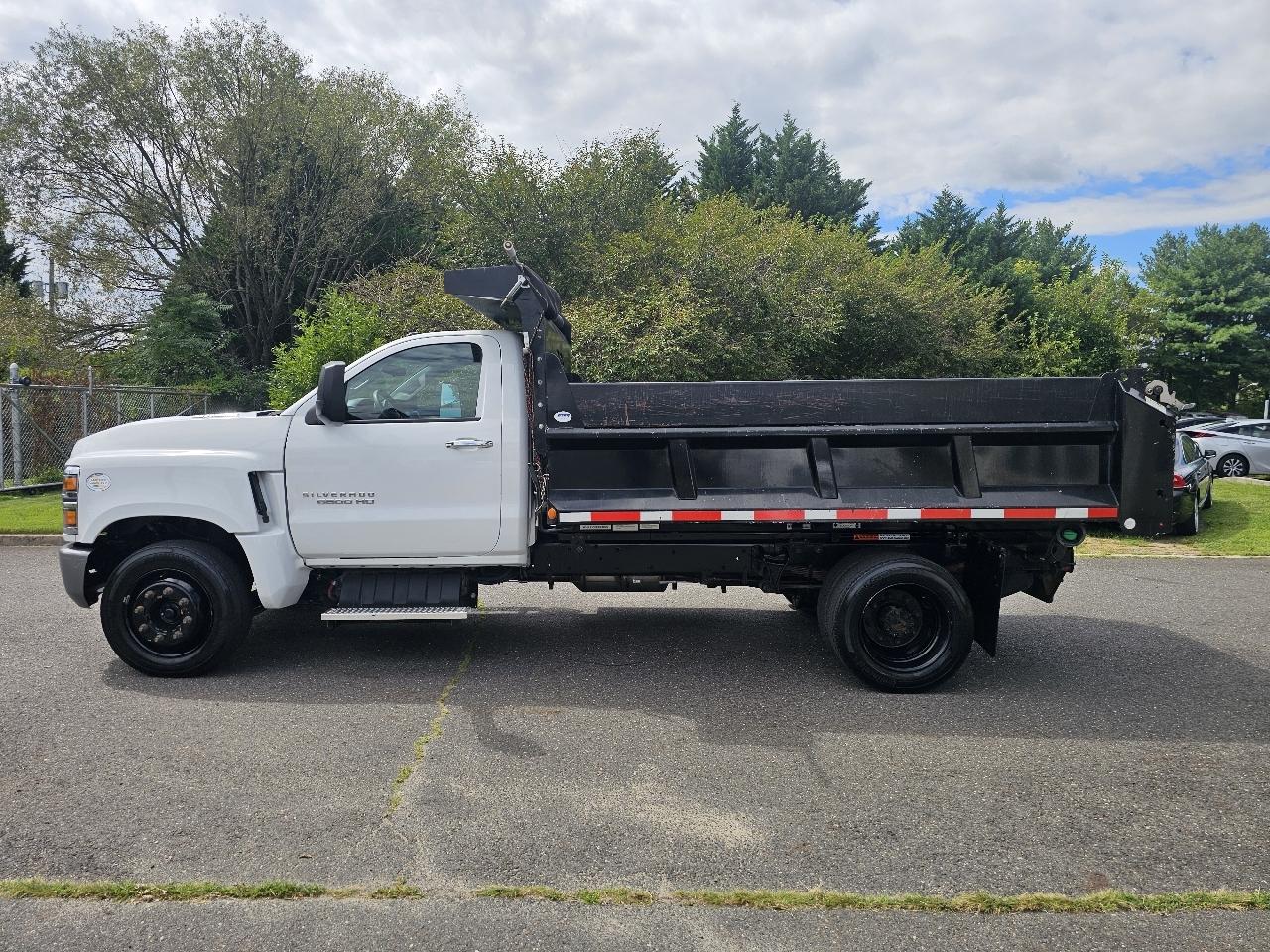 Chevrolet Silverado MD 2WD Reg Cab Work Truck 2022