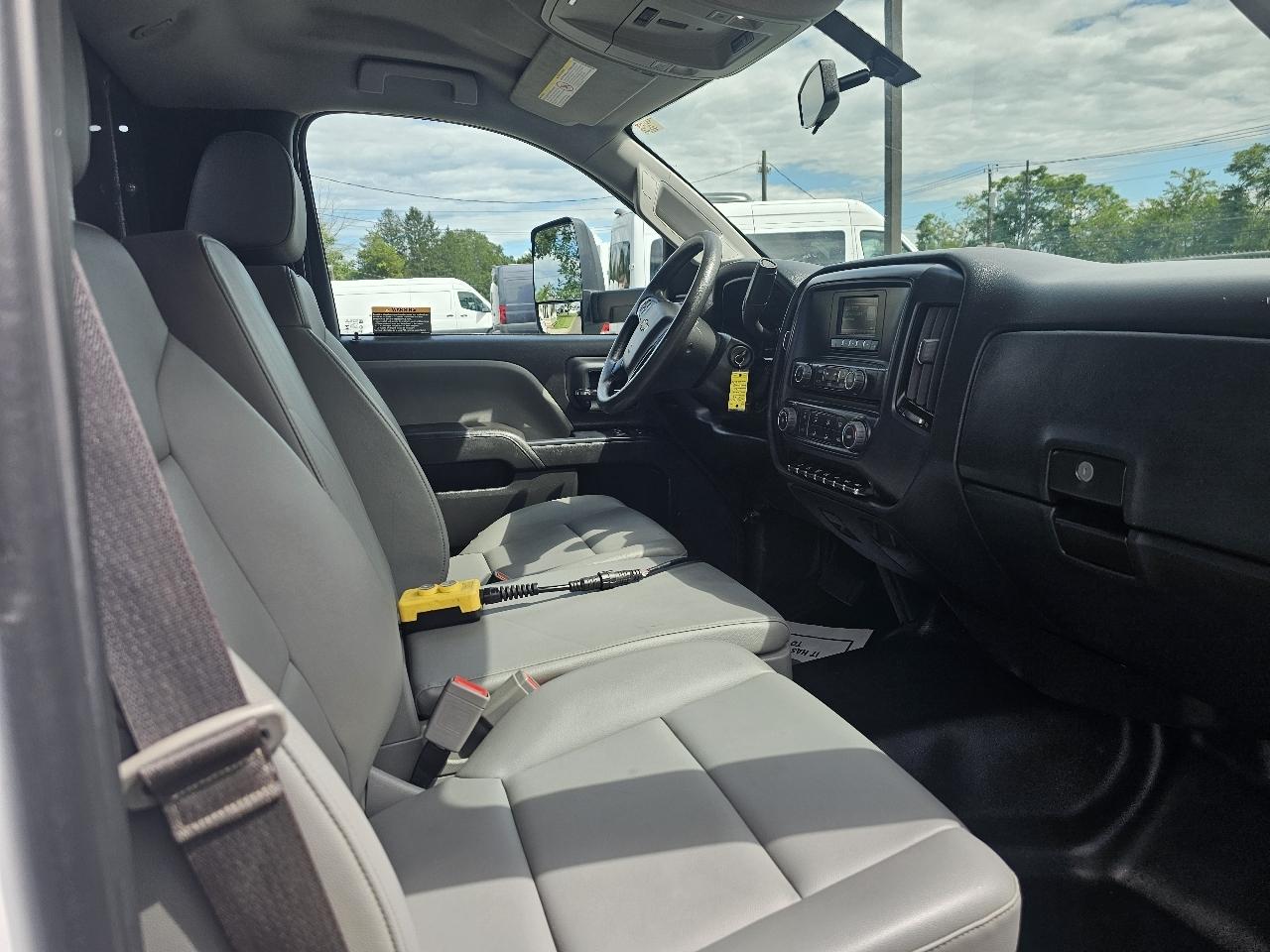 Chevrolet Silverado MD 2WD Reg Cab Work Truck 2022