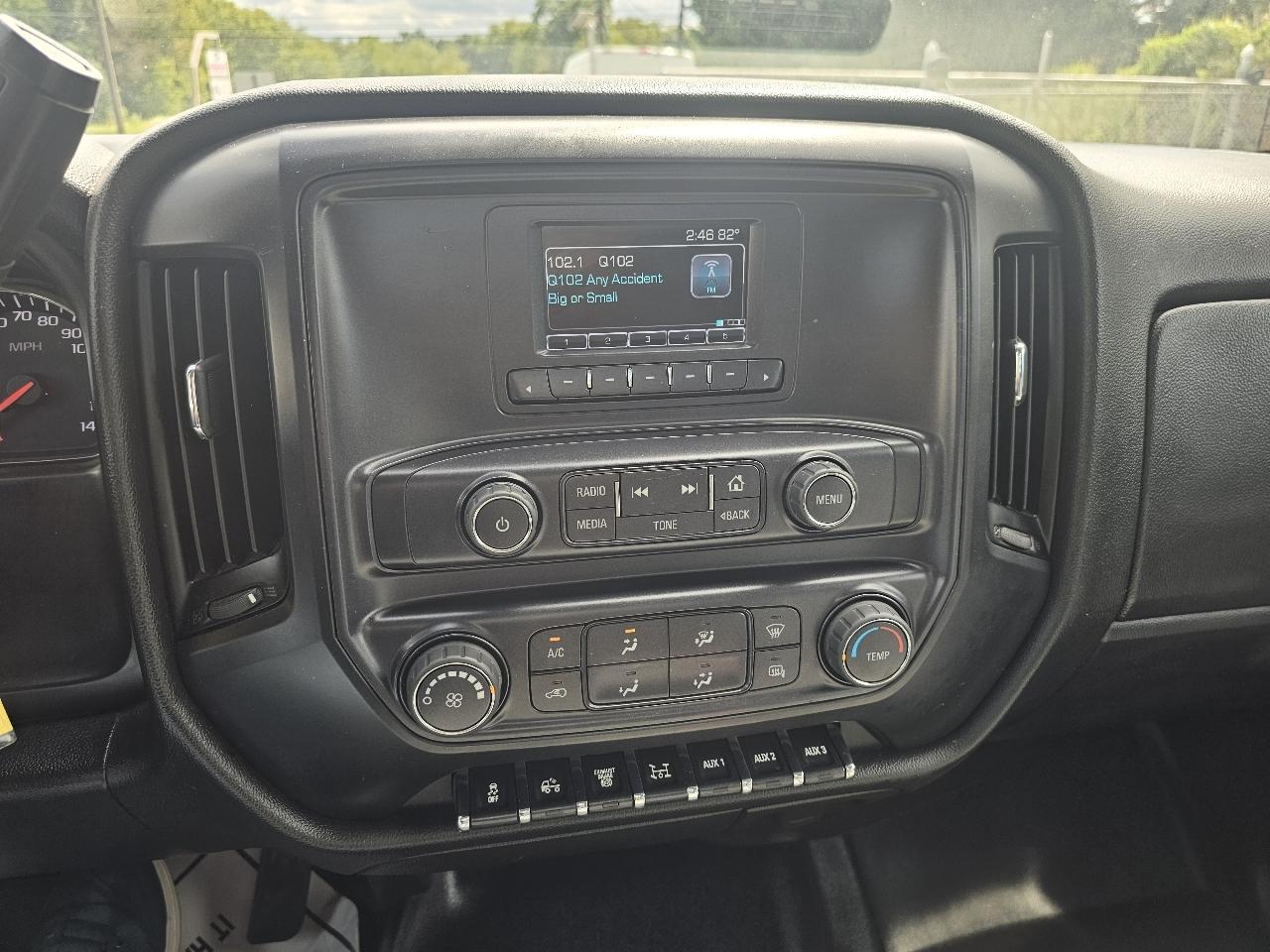 Chevrolet Silverado MD 2WD Reg Cab Work Truck 2022