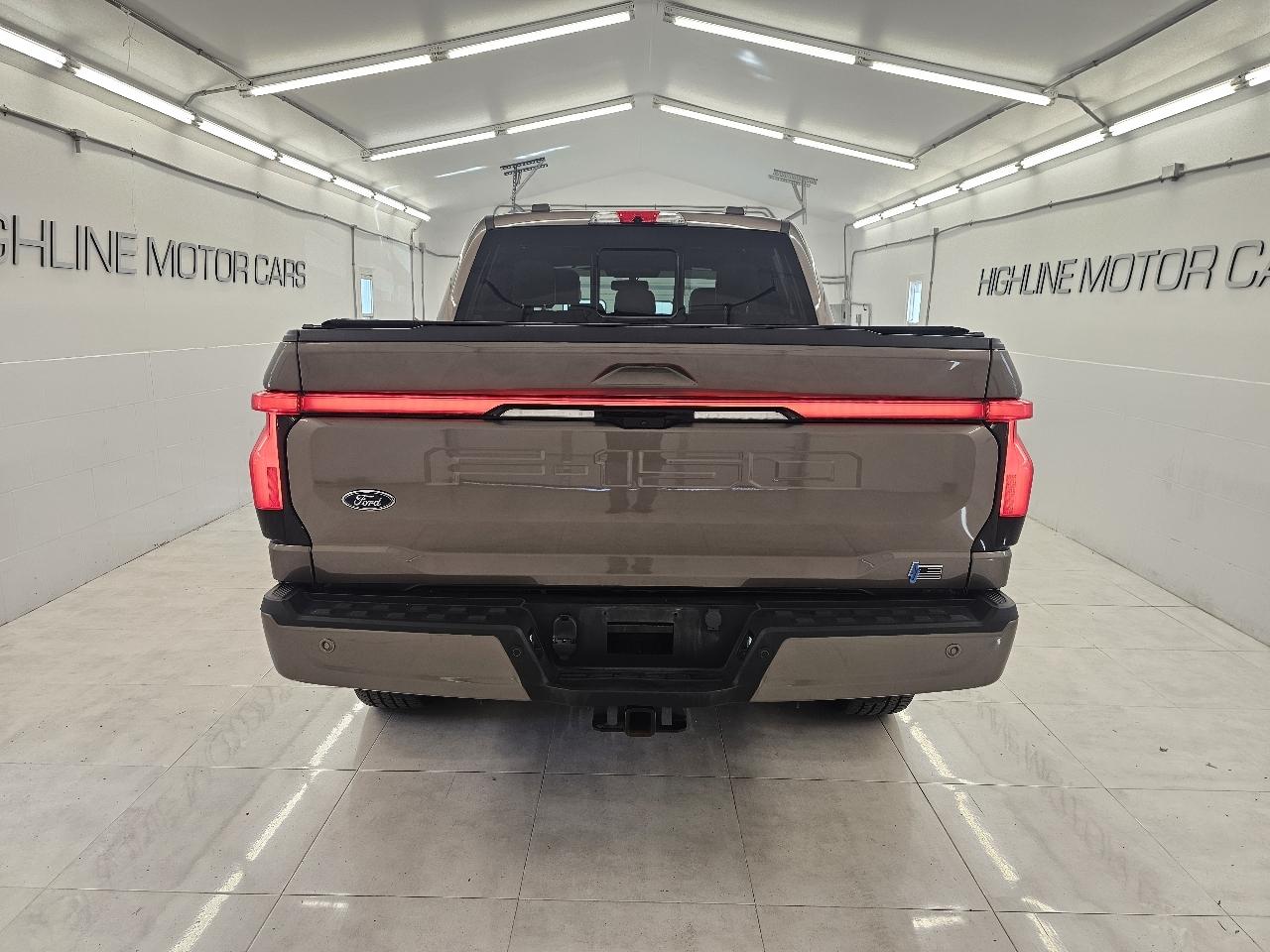 Ford F-150 Lightning Platinum 4WD SuperCrew 5.5' Box 2023