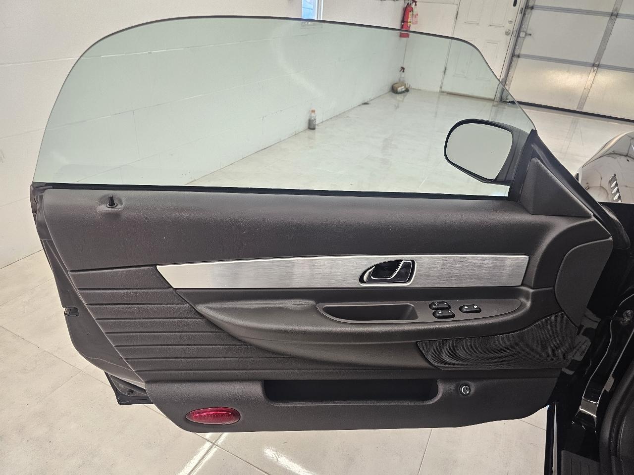 Ford Thunderbird 2dr Conv w/Hardtop Premium 2002