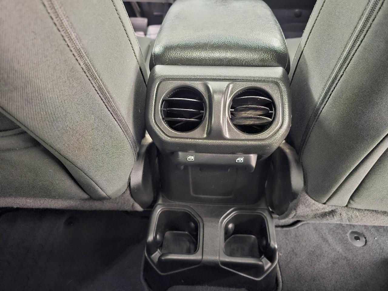 Jeep Wrangler Unlimited Sport Altitude 4x4 2022