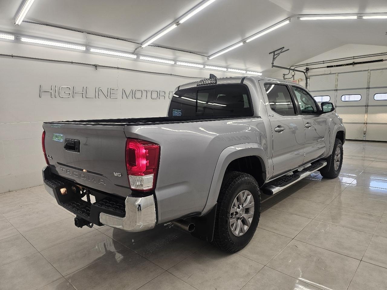 Toyota Tacoma 4WD TRD Off Road Double Cab 5' Bed V6 MT (Natl) 2019