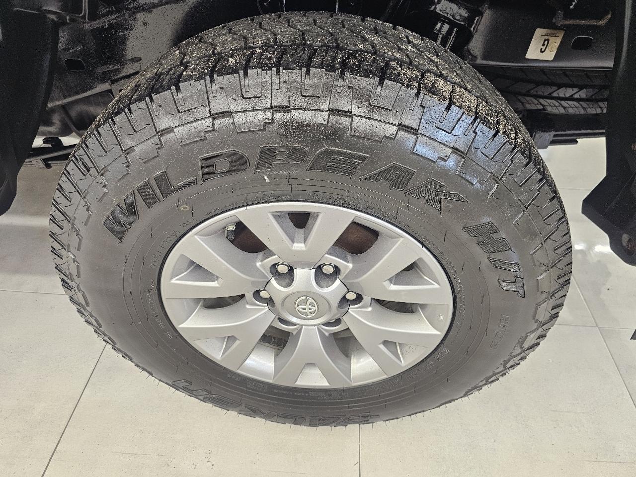 Toyota Tacoma 4WD TRD Off Road Double Cab 5' Bed V6 MT (Natl) 2019