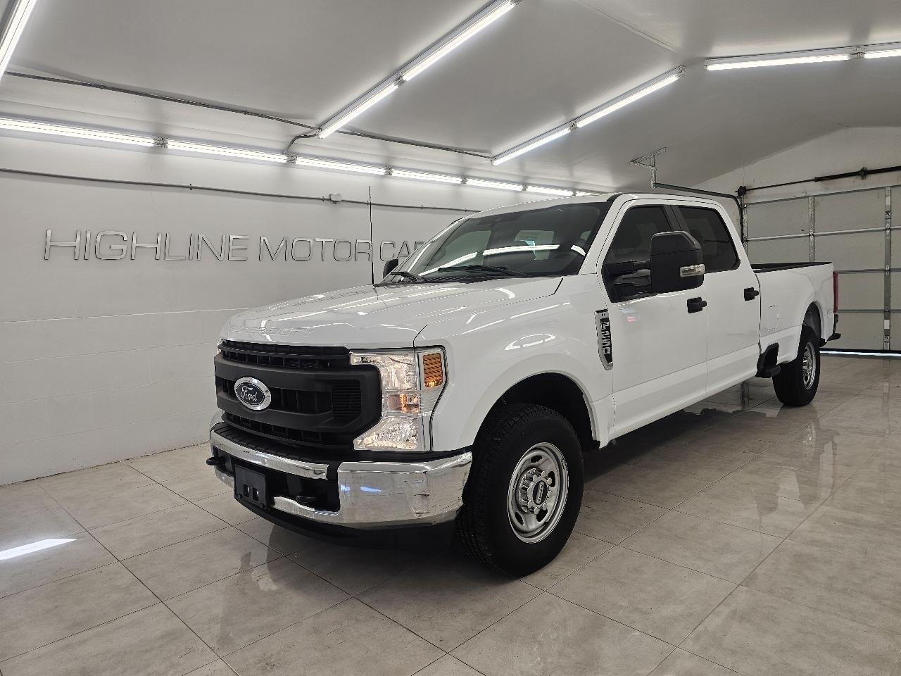 Ford Super Duty F-250 SRW Lariat 2WD Crew Cab 8' Box 2022