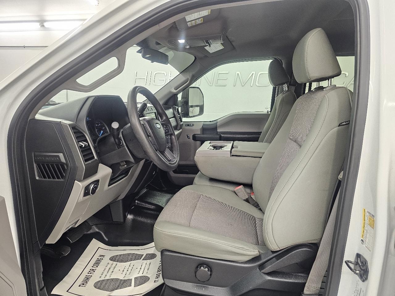 Ford Super Duty F-350 SRW King Ranch 2WD Crew Cab 8' Box 2019