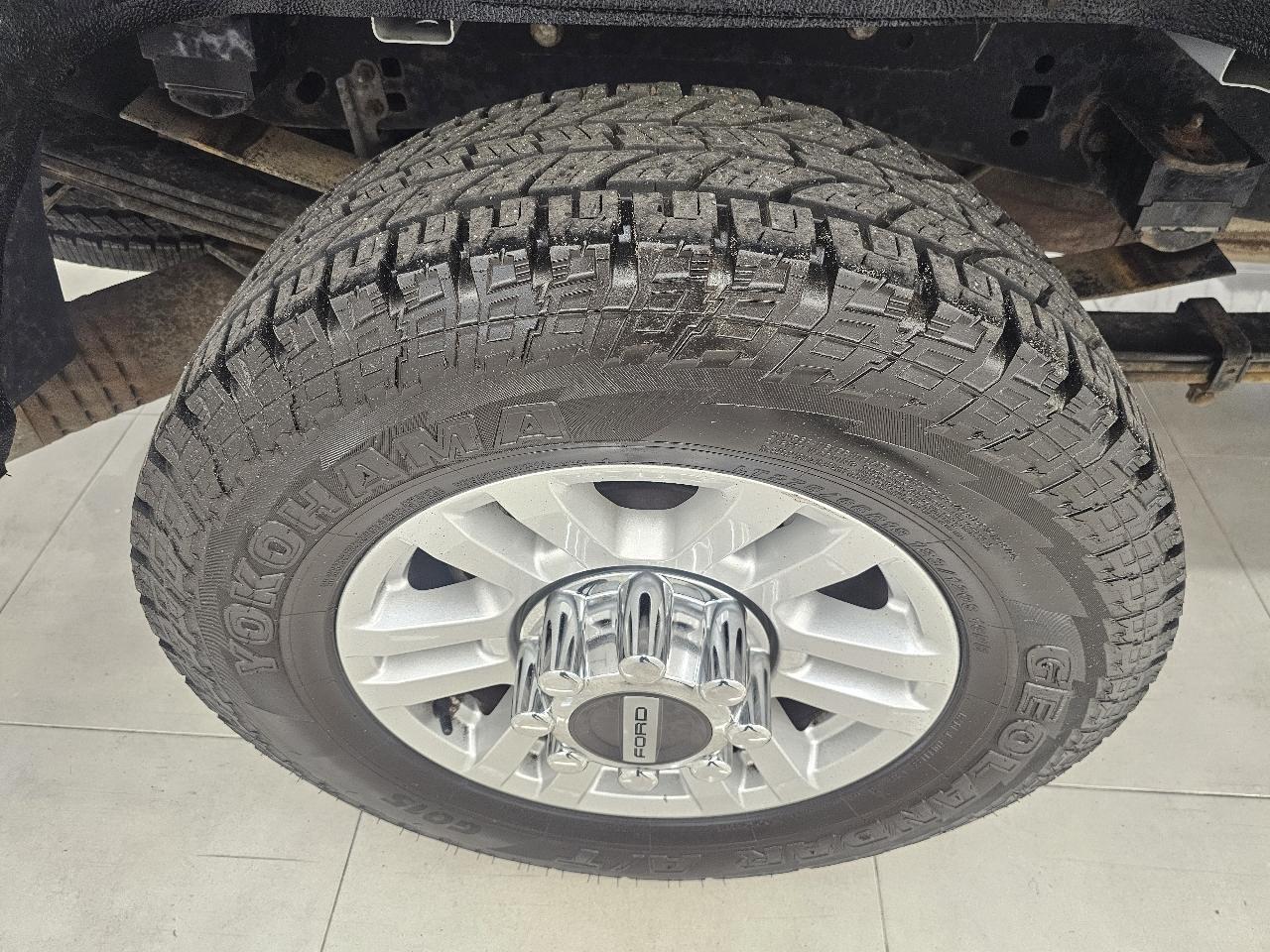 Ford Super Duty F-350 SRW King Ranch 2WD Crew Cab 8' Box 2019