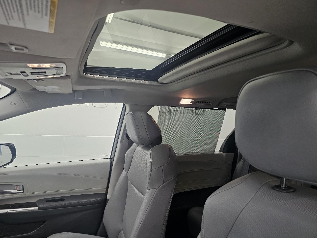 Toyota Sienna XLE AWD 7-Passenger (Natl) 2021