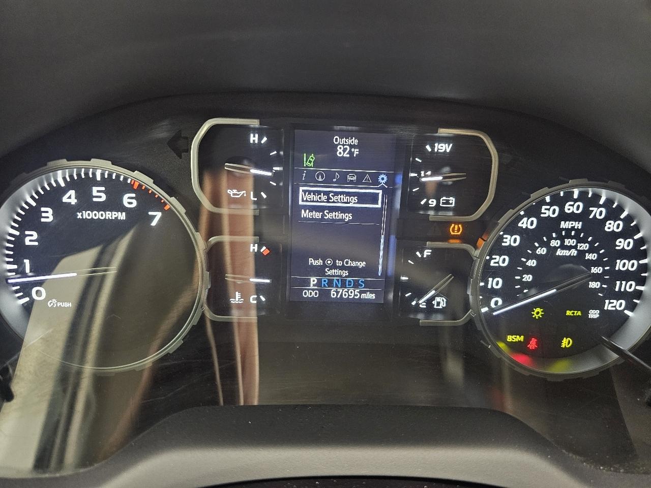 Toyota Tundra 4WD 1794 Edition CrewMax 5.5' Bed 5.7L (Natl) 2018