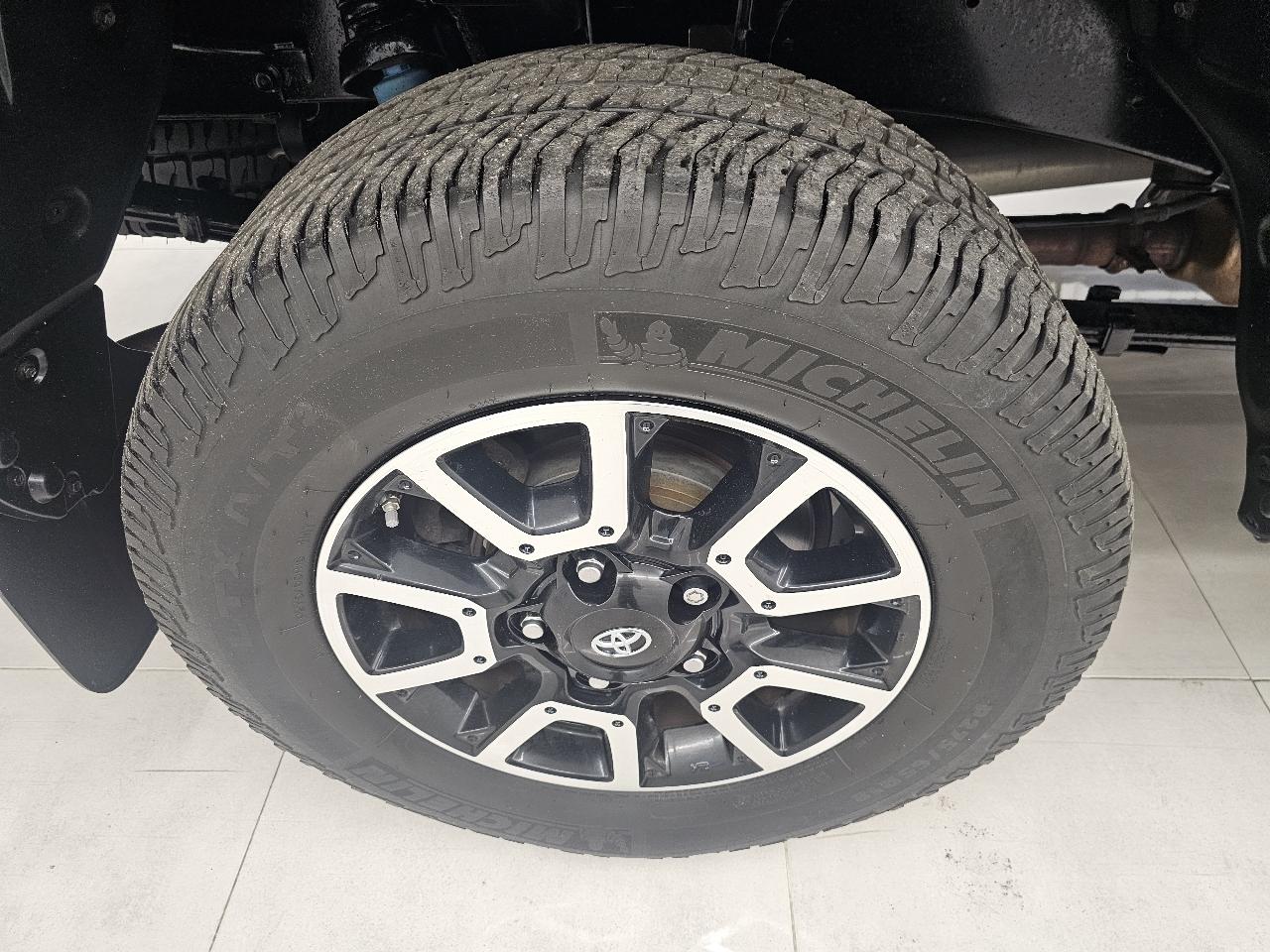 Toyota Tundra 4WD 1794 Edition CrewMax 5.5' Bed 5.7L (Natl) 2018