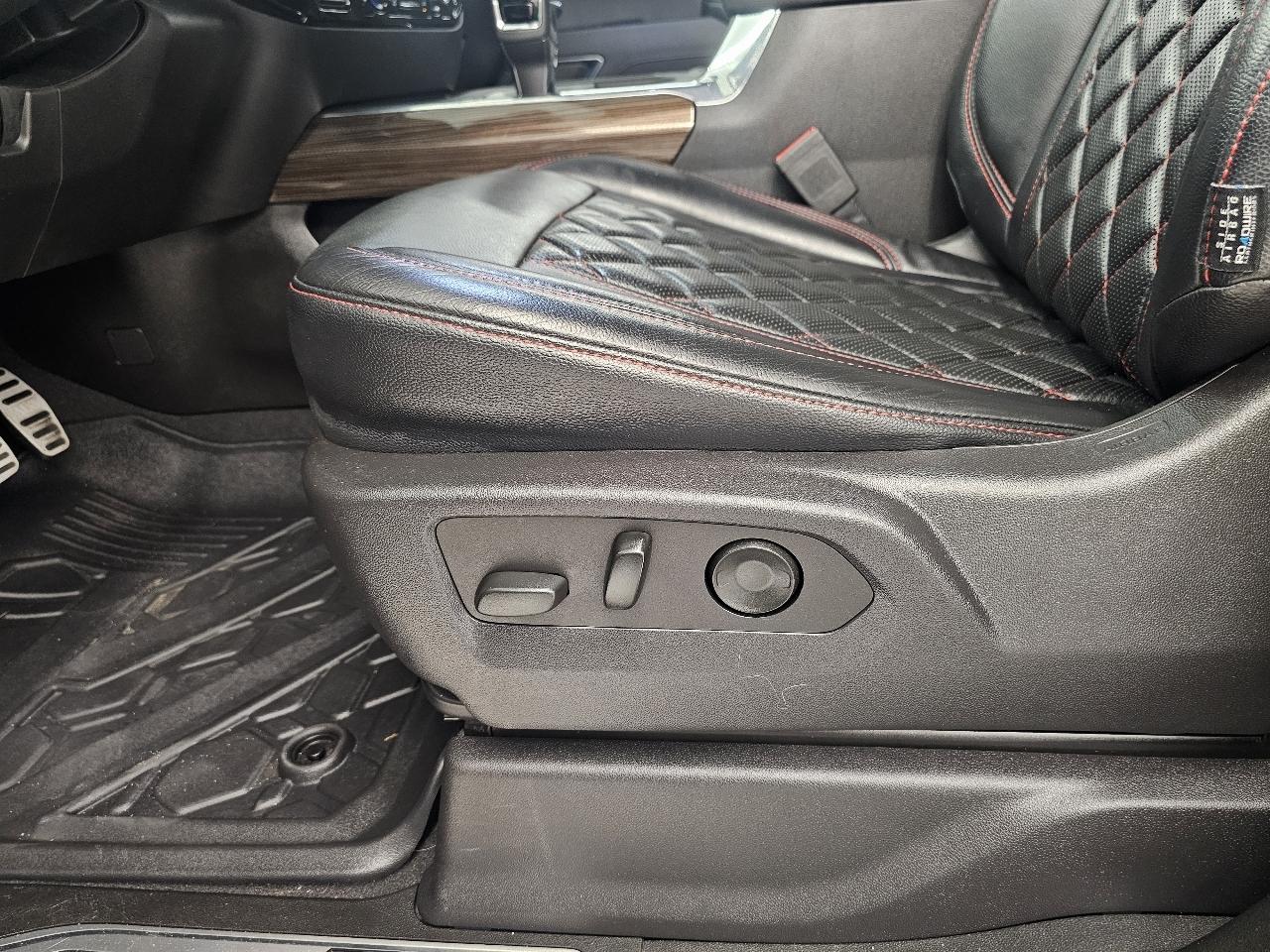 Chevrolet Silverado 1500 4WD Crew Cab 147" RST 2023