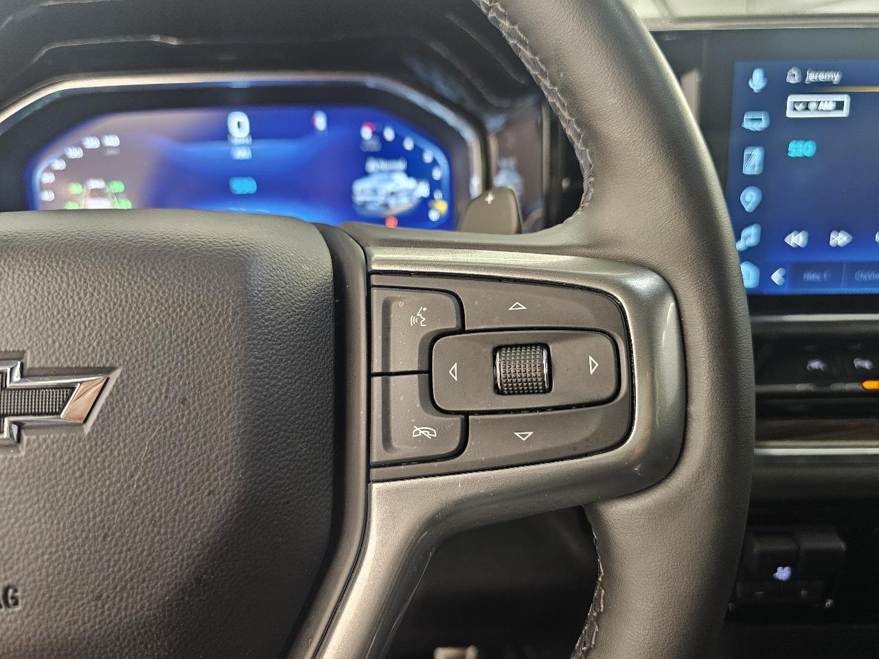 Chevrolet Silverado 1500 4WD Crew Cab 147" RST 2023