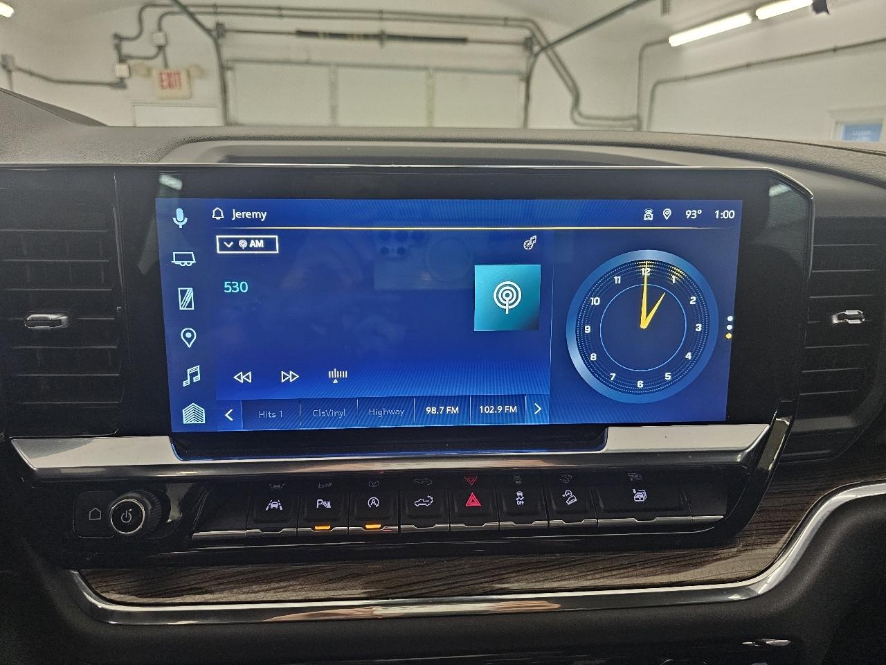 Chevrolet Silverado 1500 4WD Crew Cab 147" RST 2023