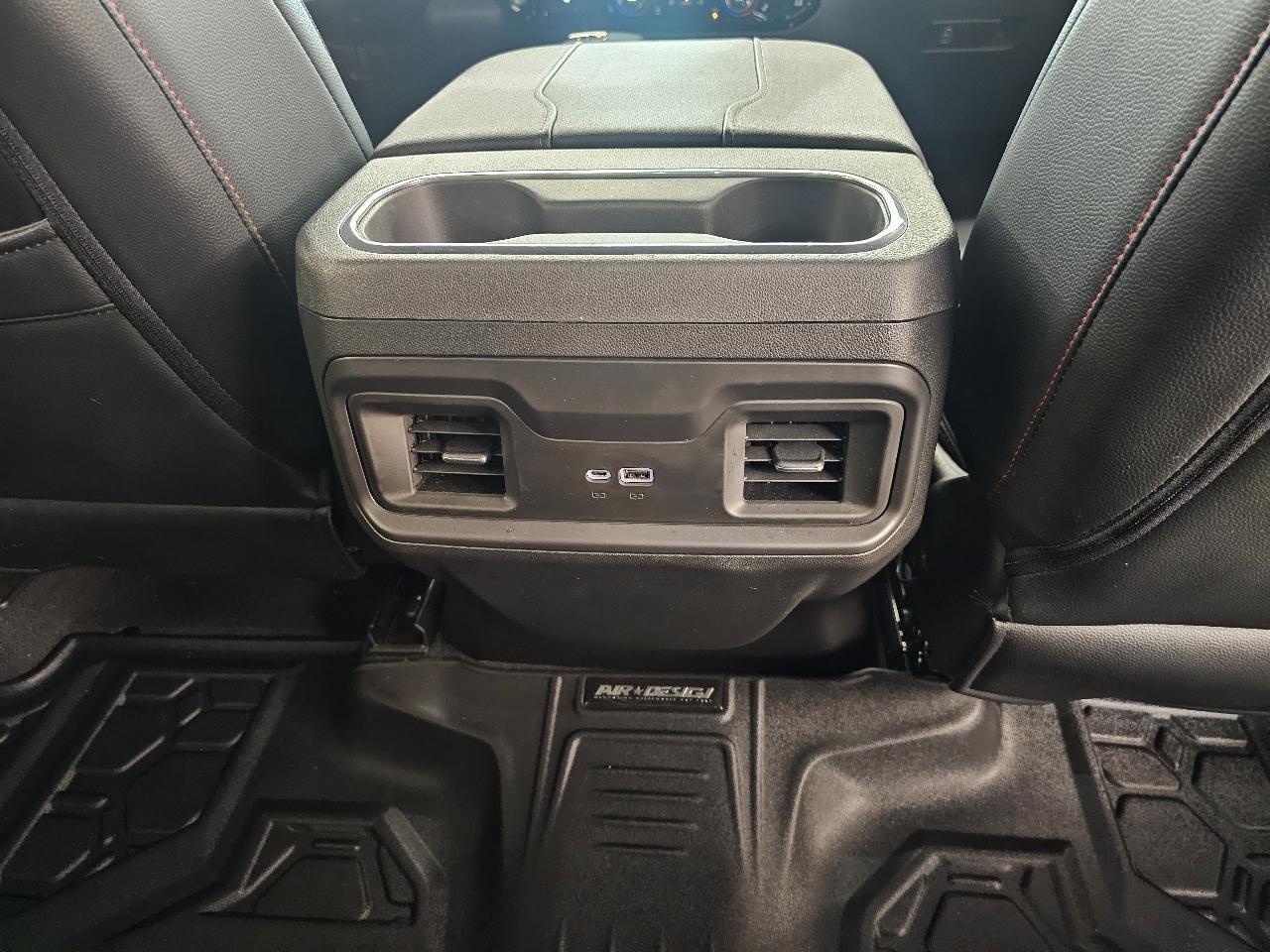 Chevrolet Silverado 1500 4WD Crew Cab 147" RST 2023