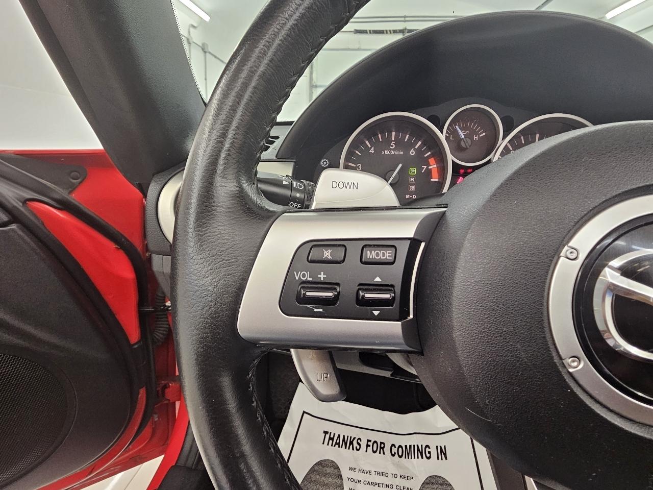 Mazda MX-5 Miata 2dr Conv Hard Top Auto Touring 2012