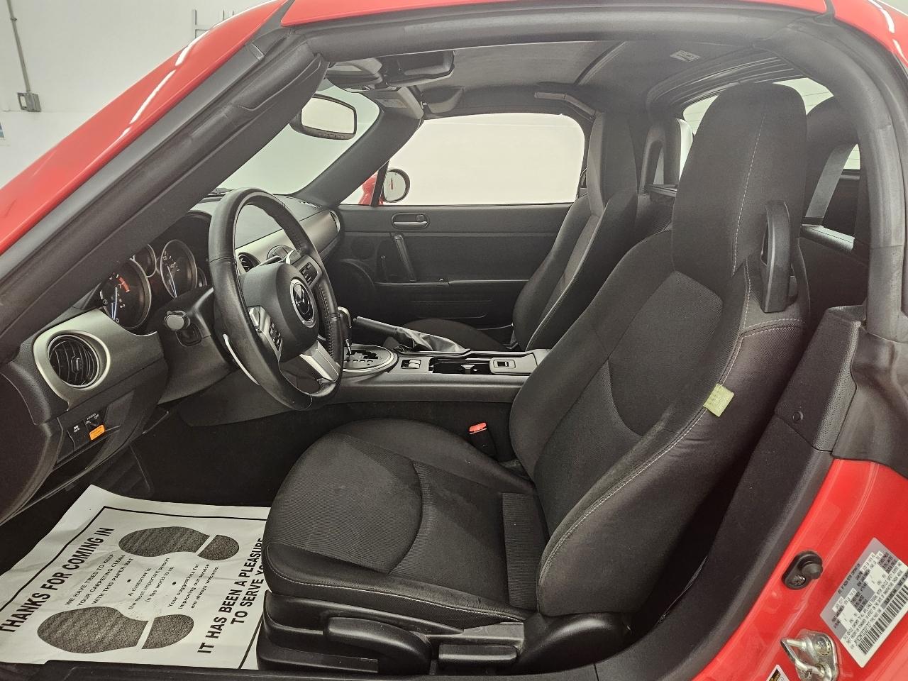 Mazda MX-5 Miata 2dr Conv Hard Top Auto Touring 2012