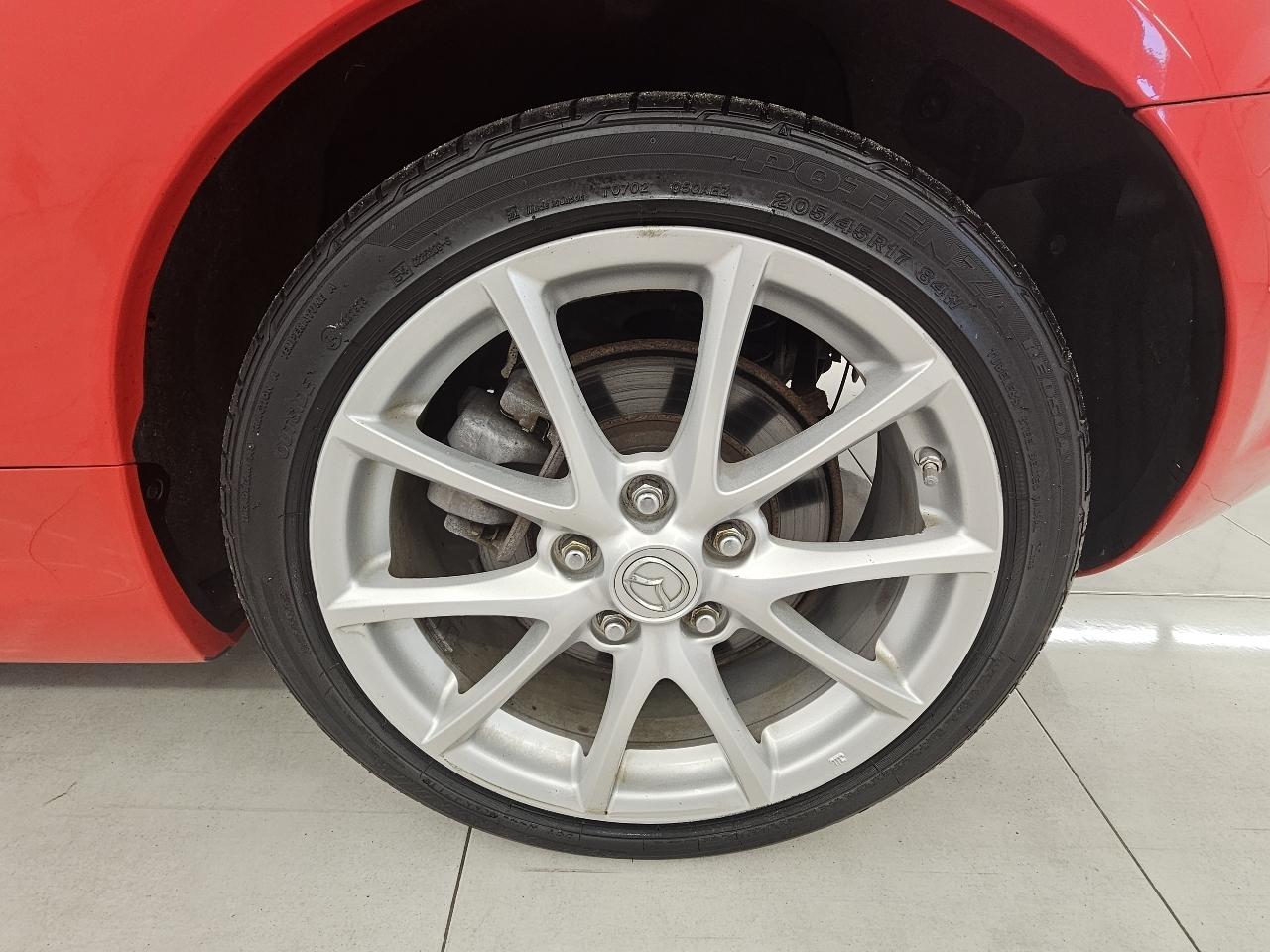 Mazda MX-5 Miata 2dr Conv Hard Top Auto Touring 2012