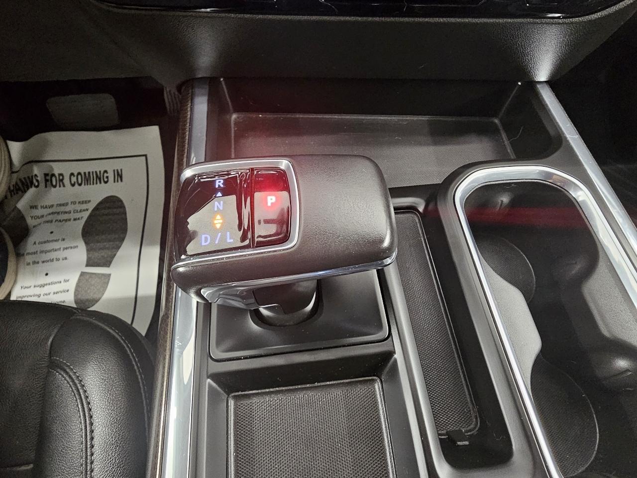 Chevrolet Silverado 1500 4WD Crew Cab 147" RST 2022