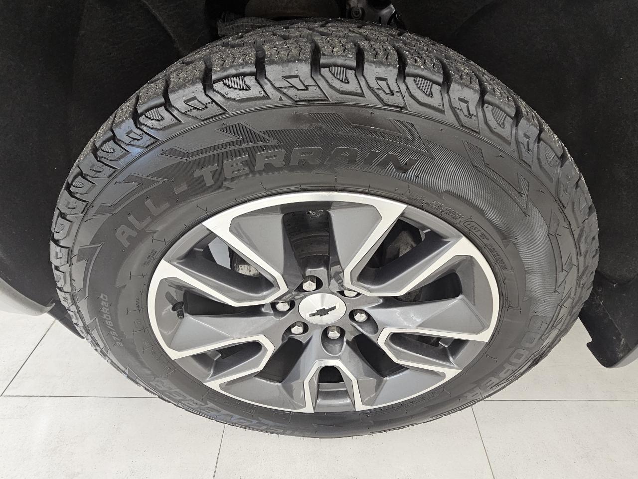 Chevrolet Silverado 1500 4WD Crew Cab 147" RST 2022