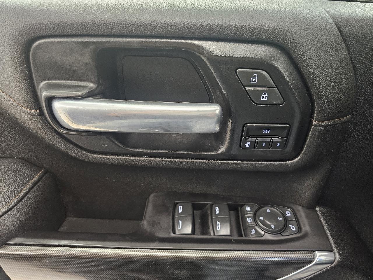 GMC Sierra 3500HD 4WD Crew Cab 172" AT4 2021